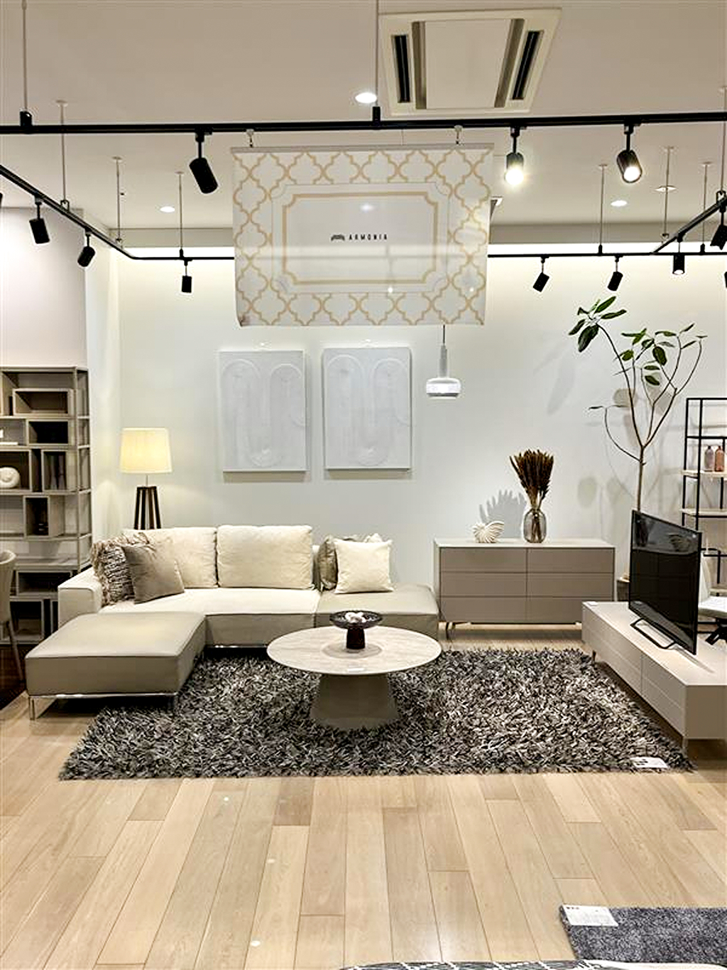 グレージュコーディネートについて