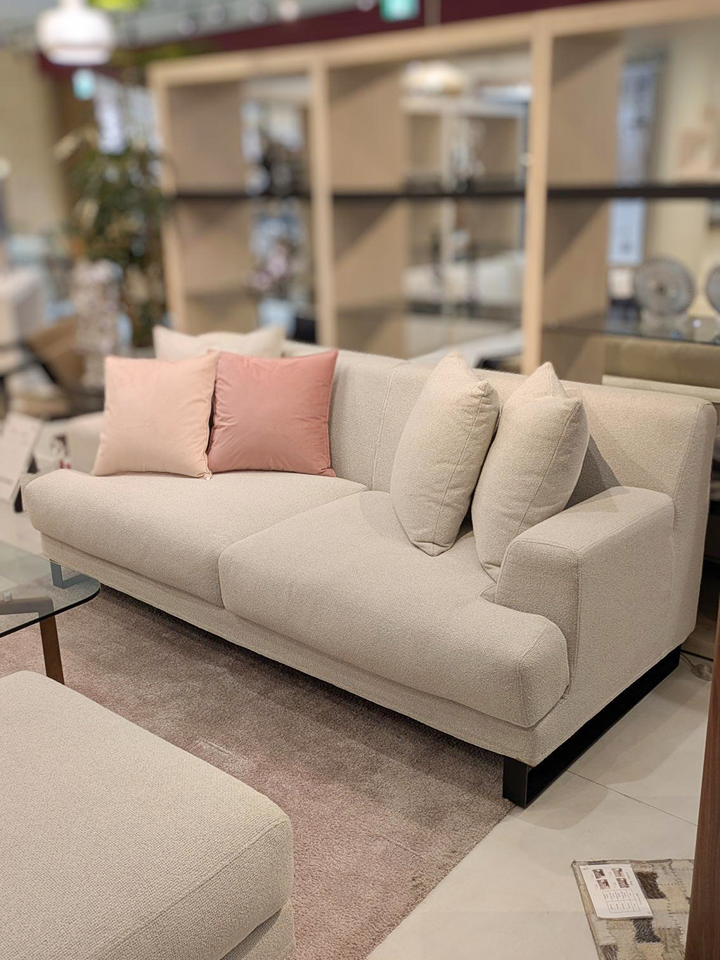 『憧れのソファカラーはホワイト！』 誰しもが一度は憧れるホワイトのソフ…