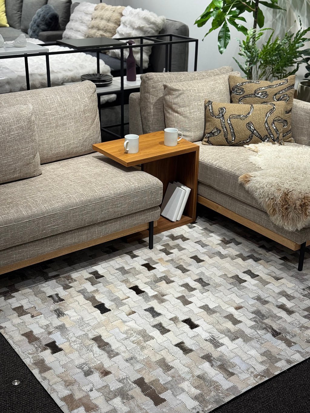 万能テーブル-ERLA