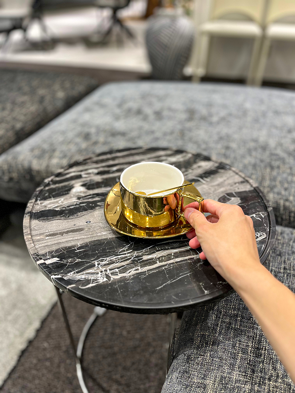 人気サイドテーブルのご紹介