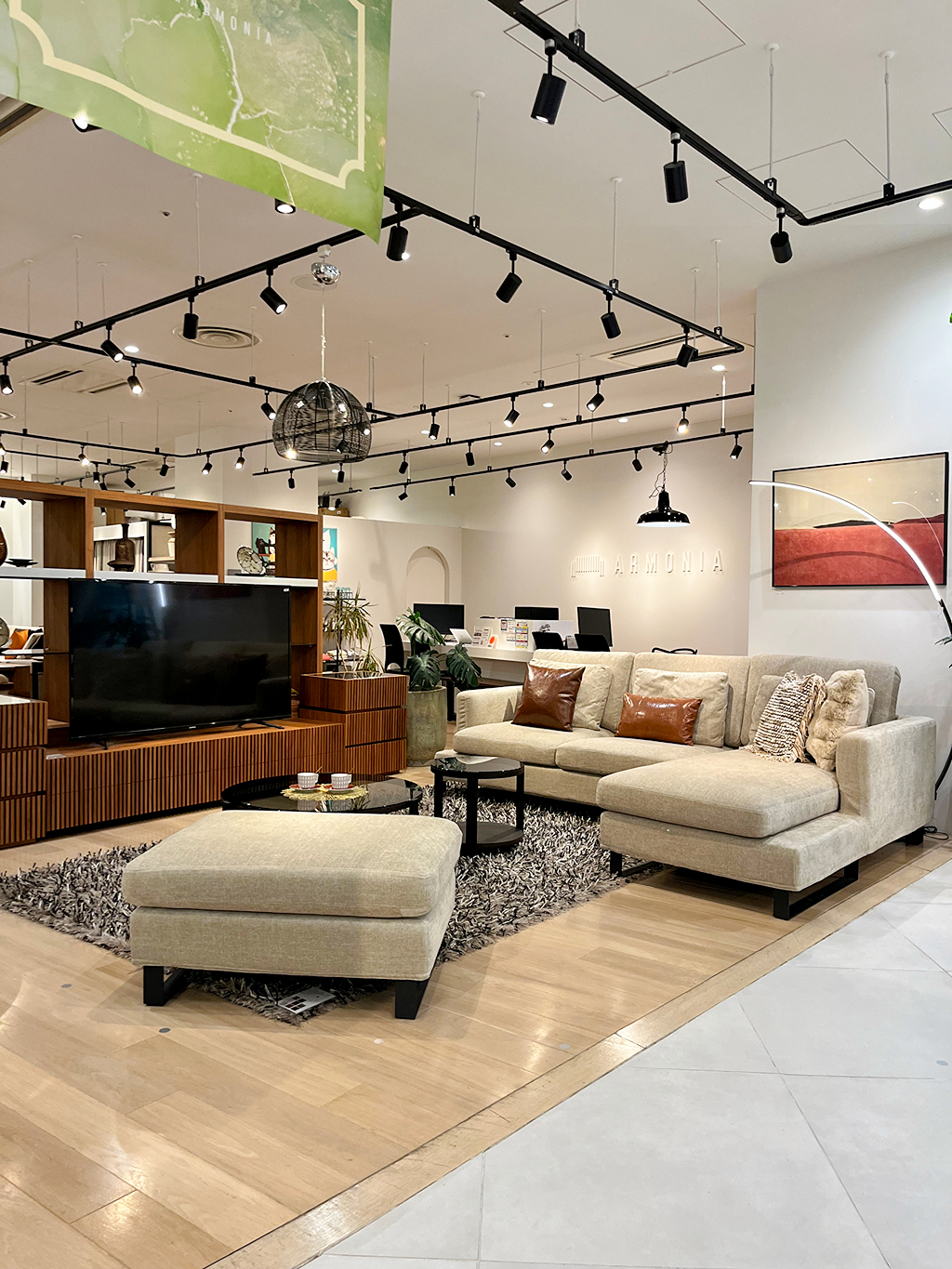 ウォールナット×ベージュコーディネート