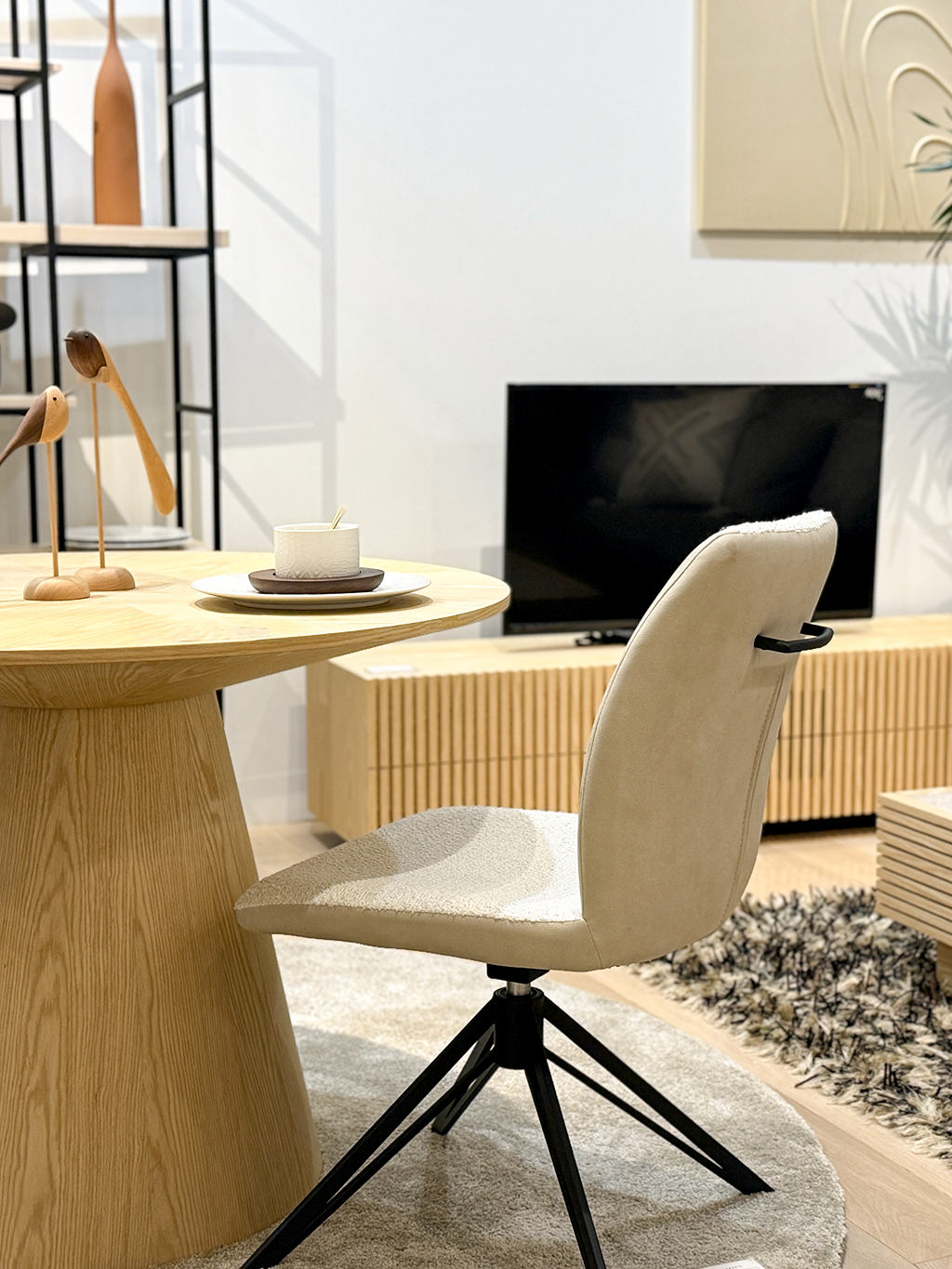 ARMONIAの新定番カラー　ホワイトナチュラル