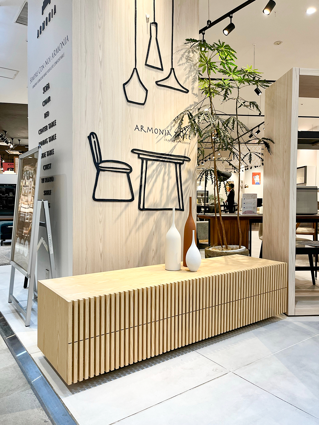 新色ホワイトナチュラルのご紹介