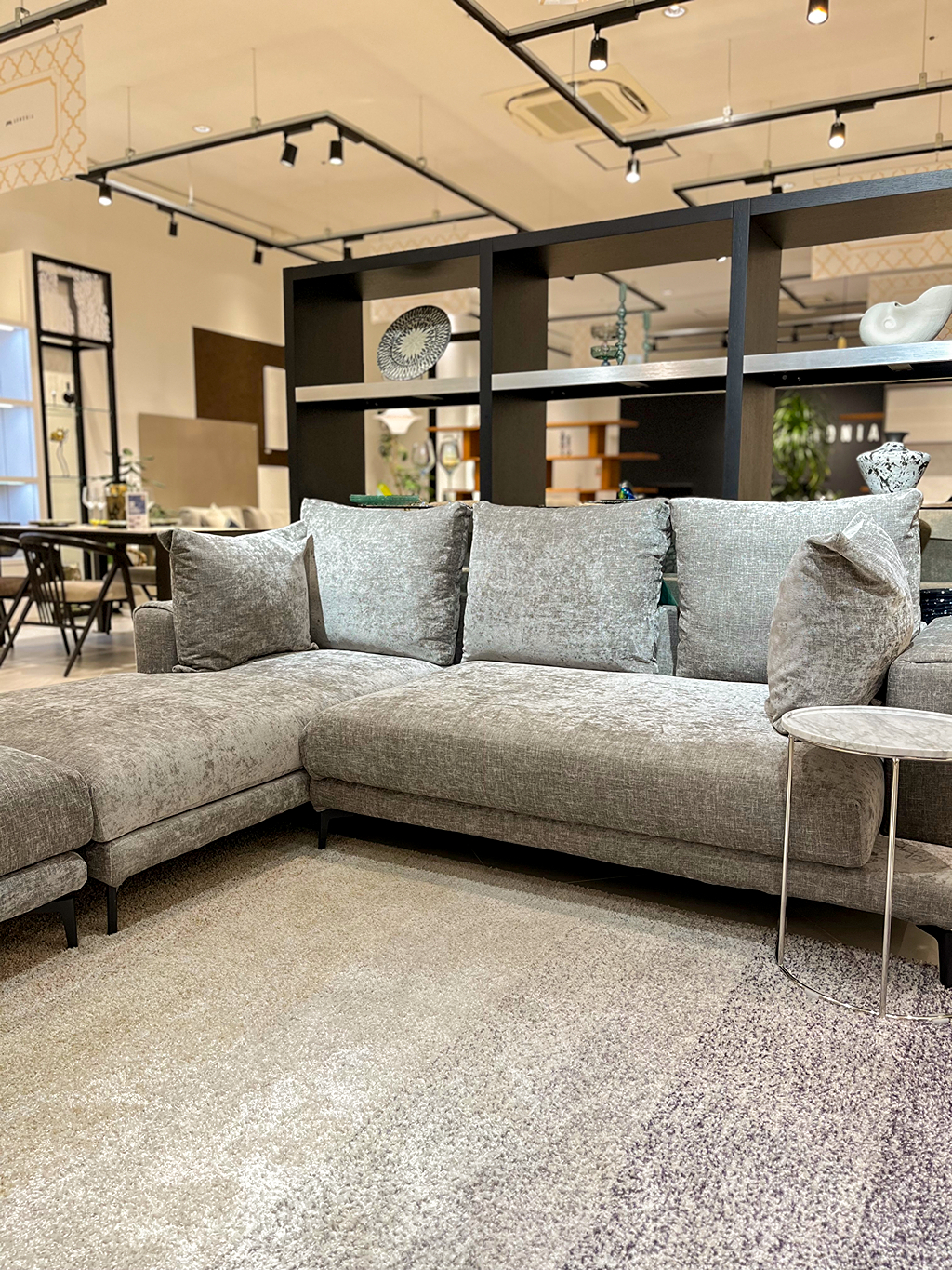 クッションを使ったソファコーディネート