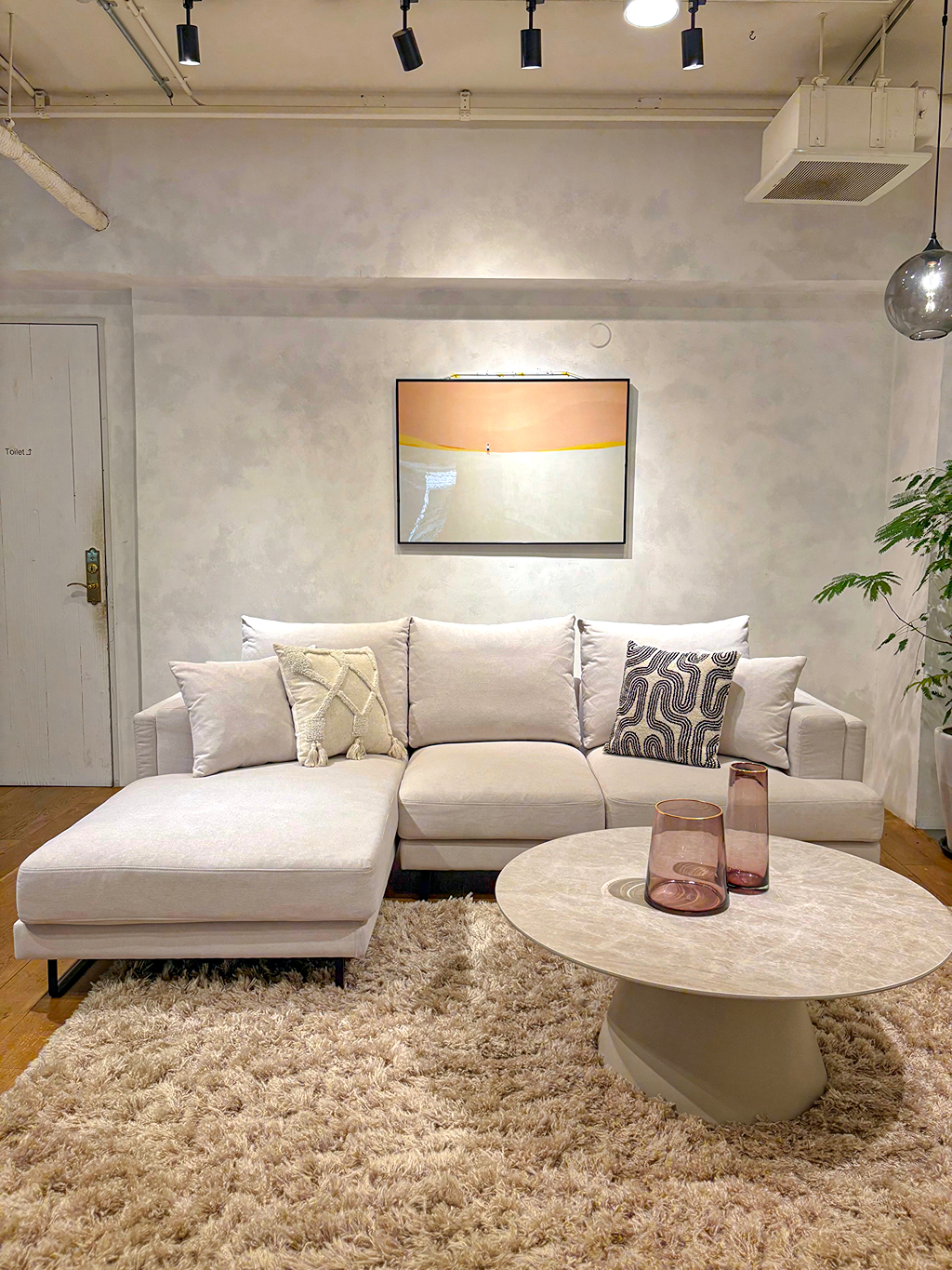 満を持しての、推しソファ