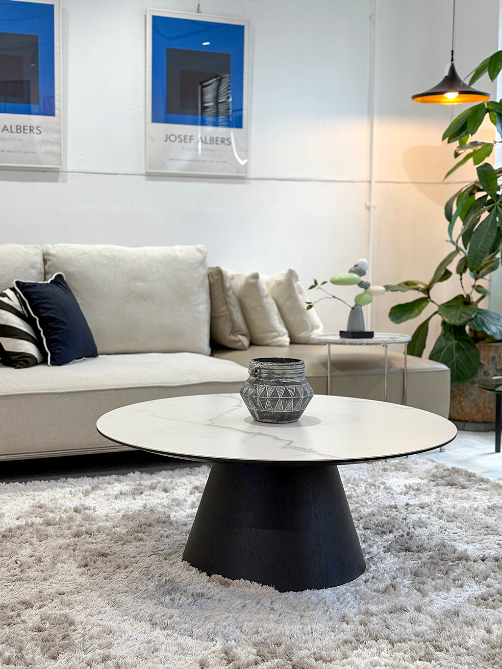 ARMONIAのセンターテーブルの中でも、圧倒的な人気を誇るhbc-0…