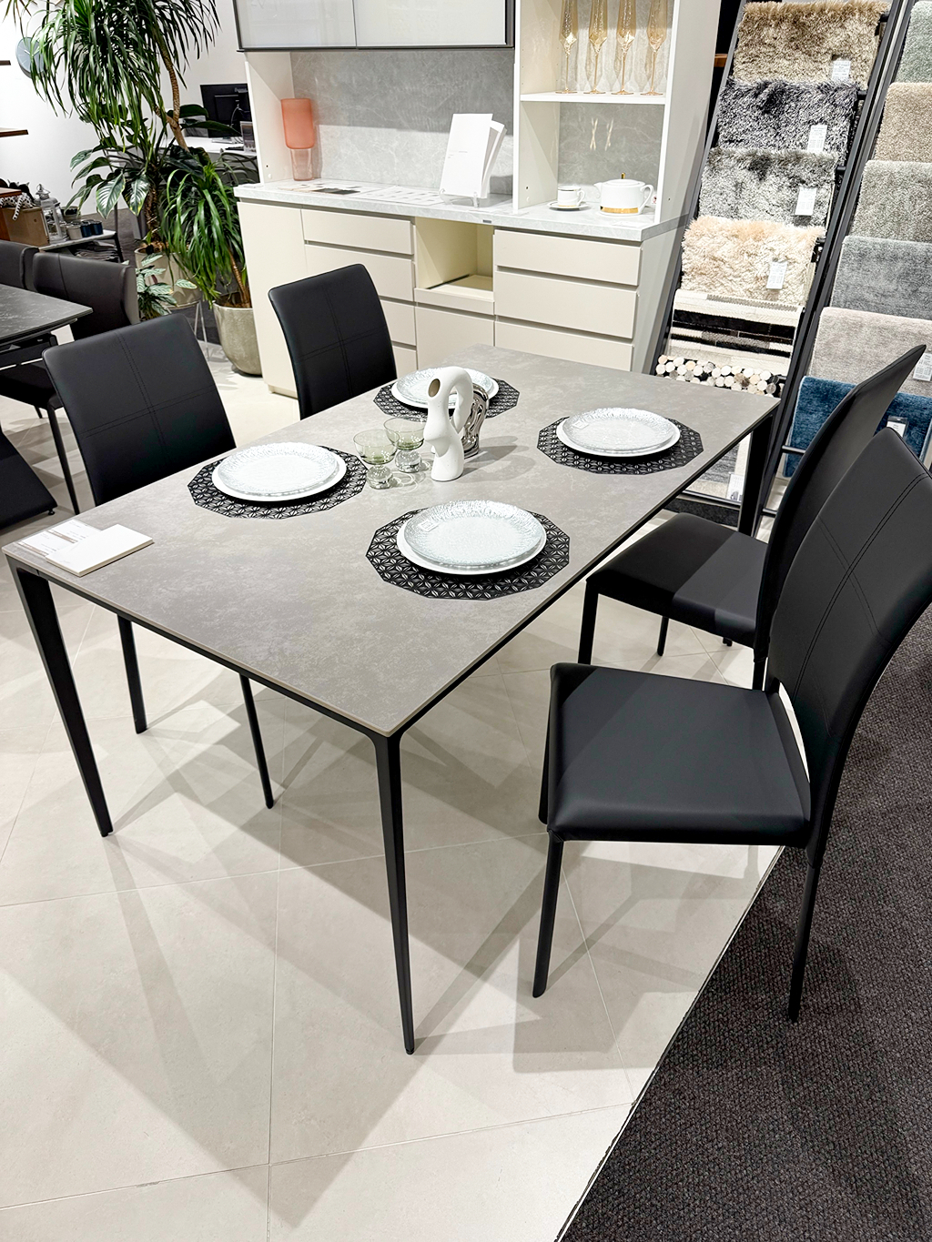 セラミックダイニングのご紹介